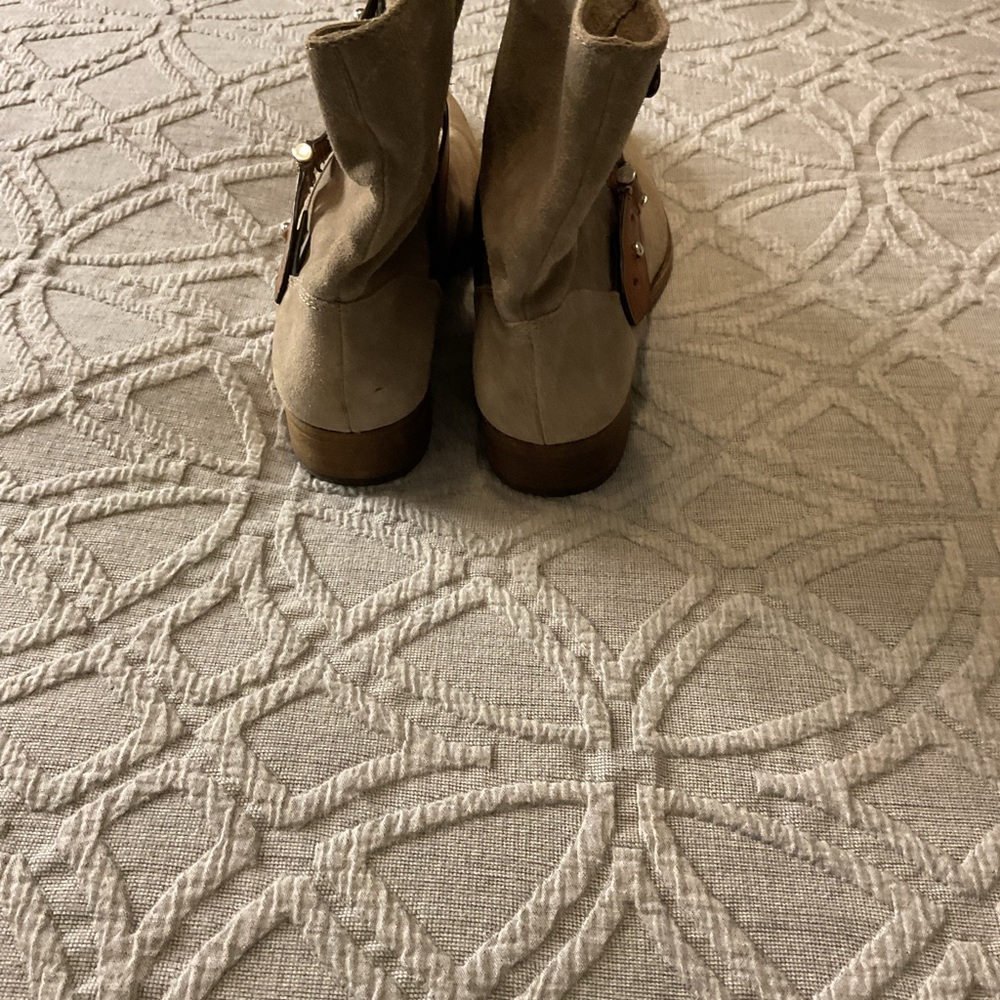 Coach Boots - Picture 4 of 7
